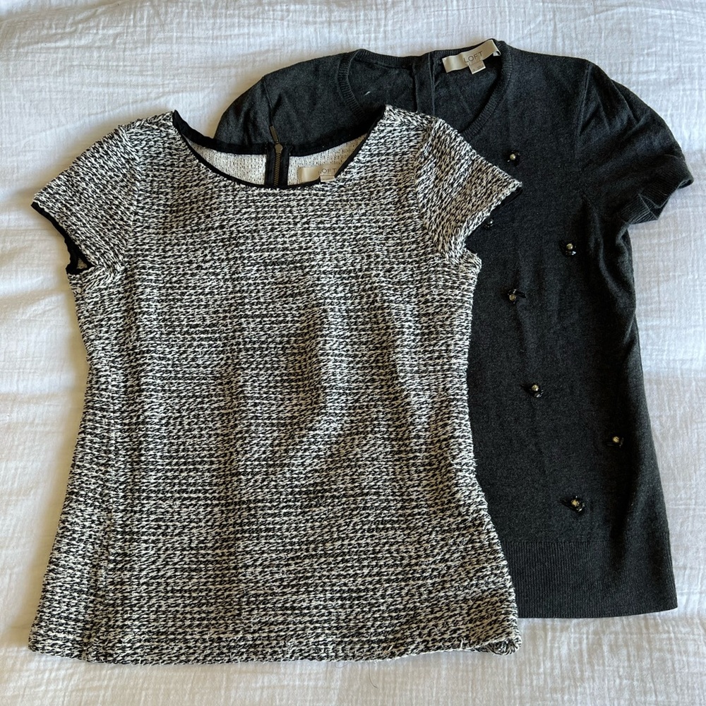 Loft short sleeve sweater bundle, size small